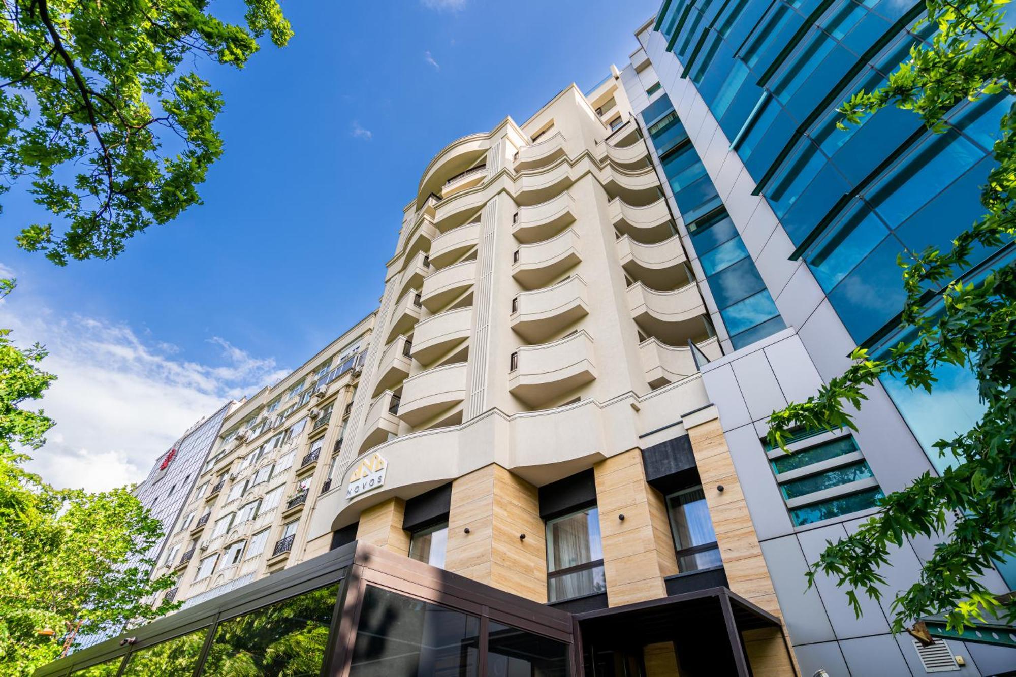 Novos Aparthotel Bucarest Esterno foto