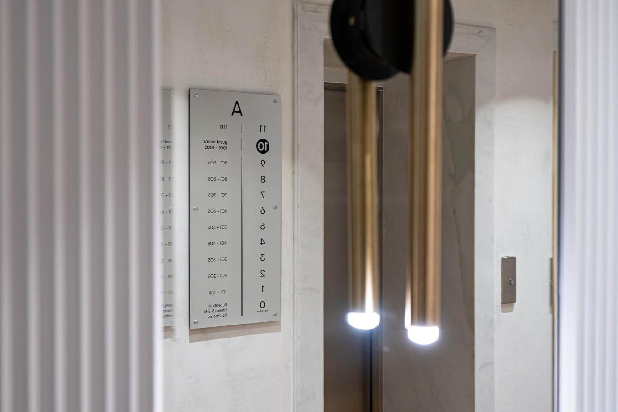 Novos Aparthotel Bucarest Esterno foto