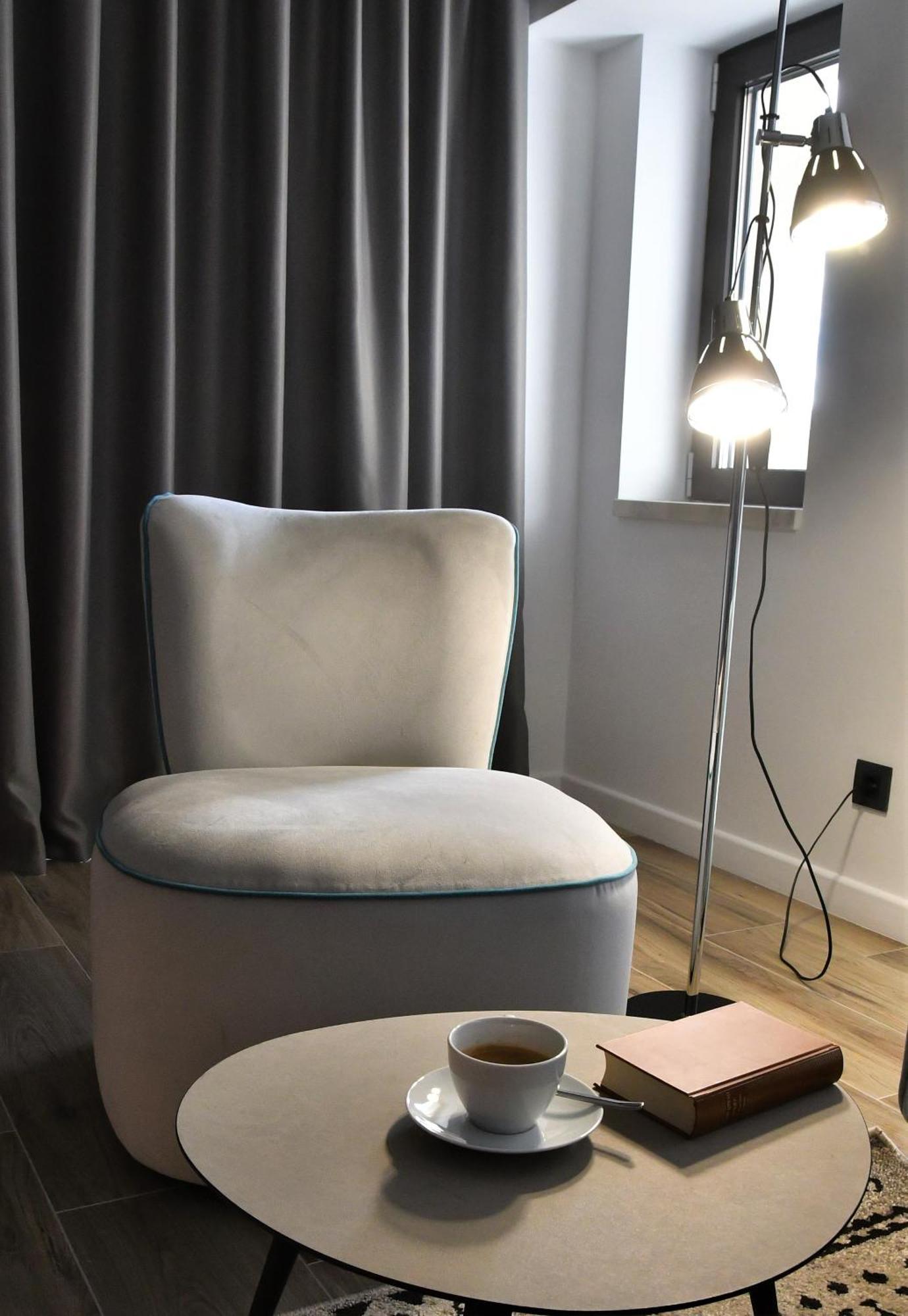 Novos Aparthotel Bucarest Esterno foto