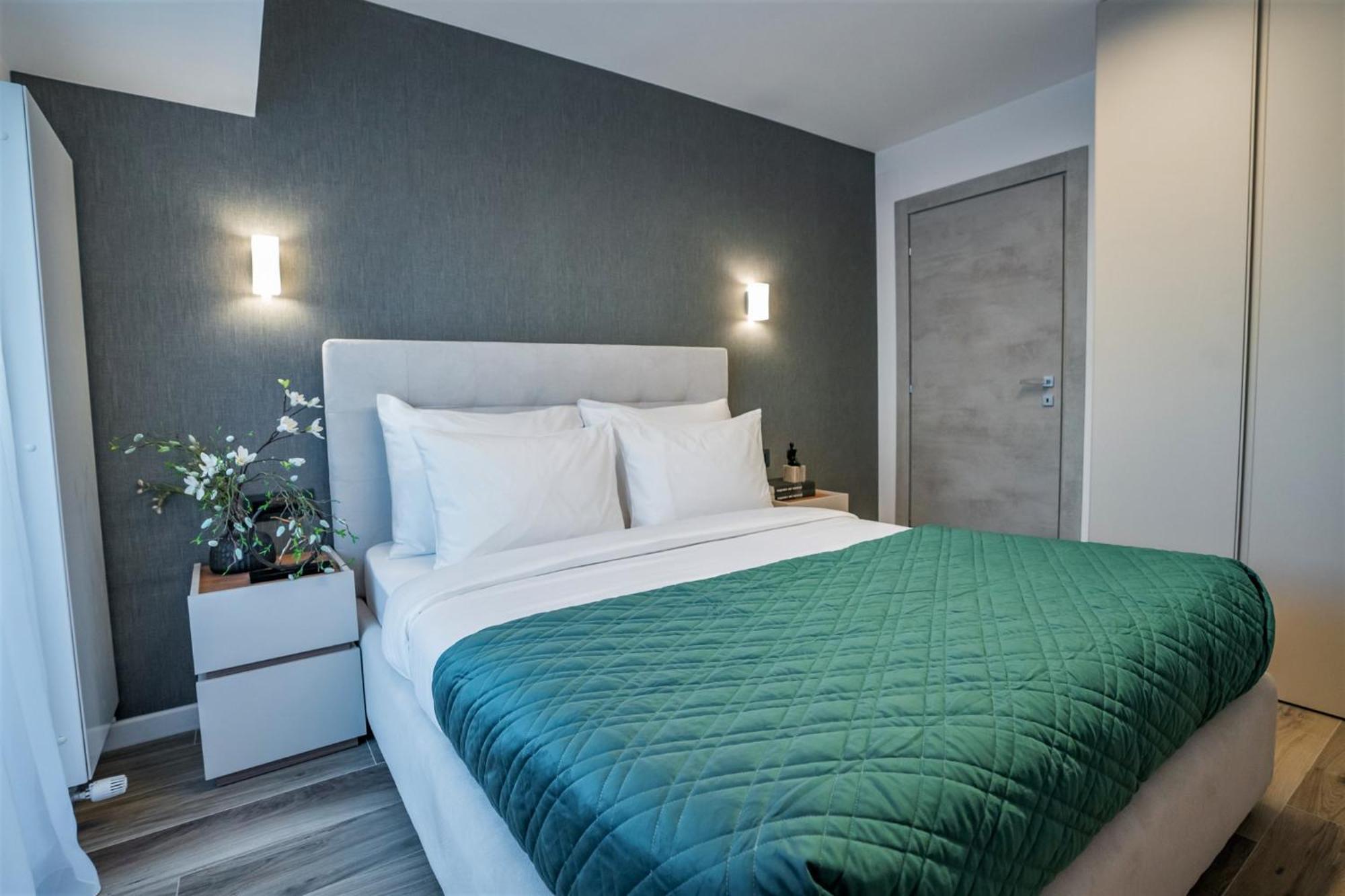 Novos Aparthotel Bucarest Esterno foto